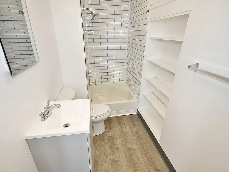 991 Leon Rd — Photo 16