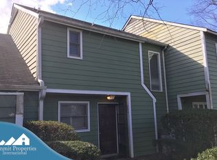 8219 Feather Ln, Charlotte, NC 28212