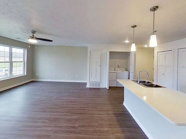 Meadowbrooke Apartment Homes — Photo 203