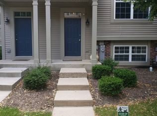 1023 Ellsworth Dr, Grayslake, IL 60030