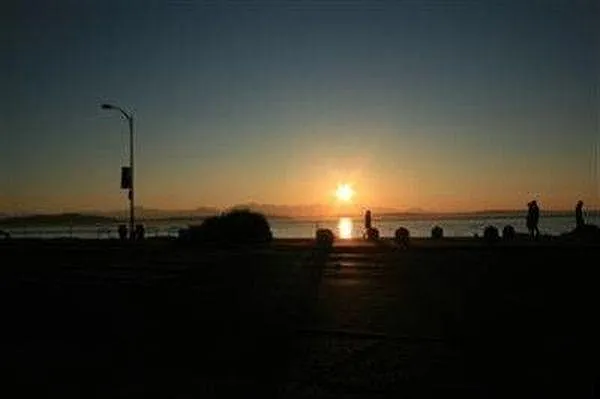 I love the very short walk to enjoy the beach sunset.