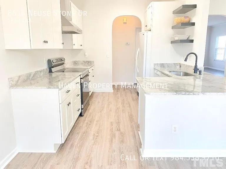 8616 Neuse Stone Dr — Photo 12