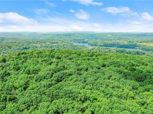 33-35 Whittier Hills Drive, North Salem, NY 10560