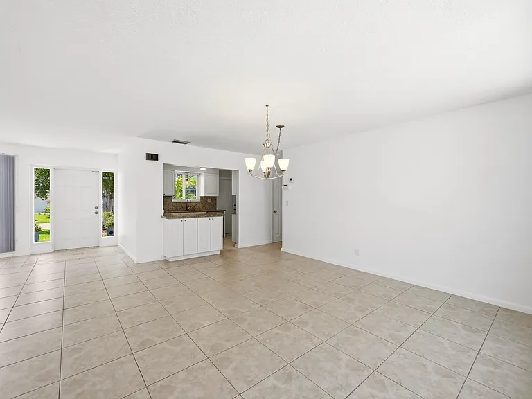 4454 W Tradewinds Ave — Photo 11