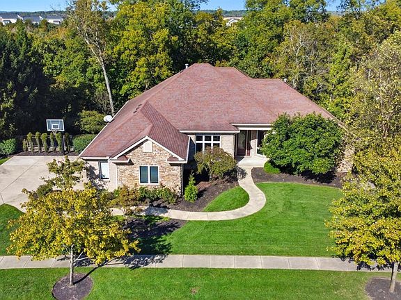 2nd image of 970 River Forest Dr