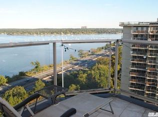 1805 215th St APT PHK, Bayside, NY 11360
