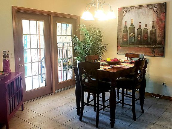 Informal Dining Area