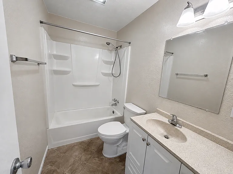 705 Depot St NE — Photo 7