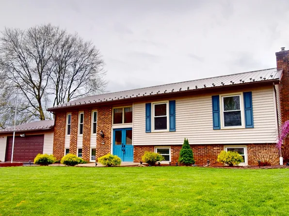 1511 Pebblewood Ln, Williamsport, PA 17701