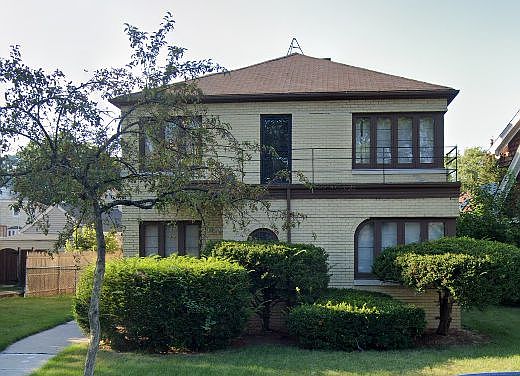 1st image of 5632 W Auer Ave