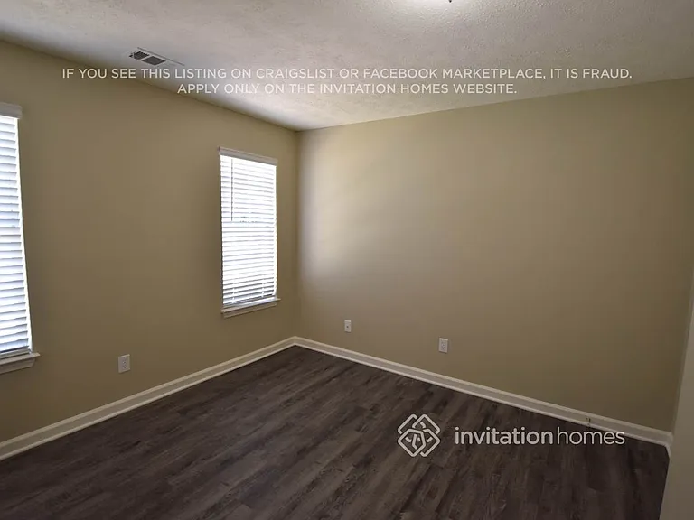 4939 September Ct NW — Photo 5