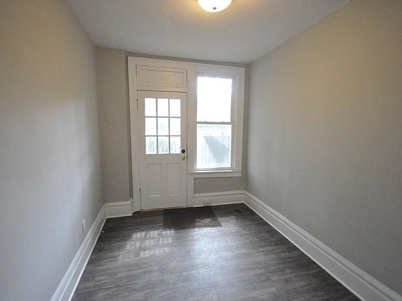 3rd image of 26 E 2nd Ave