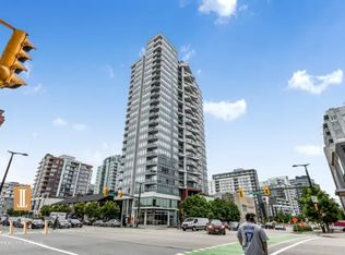 1775 Quebec St #1806, Vancouver, BC V5T0E3