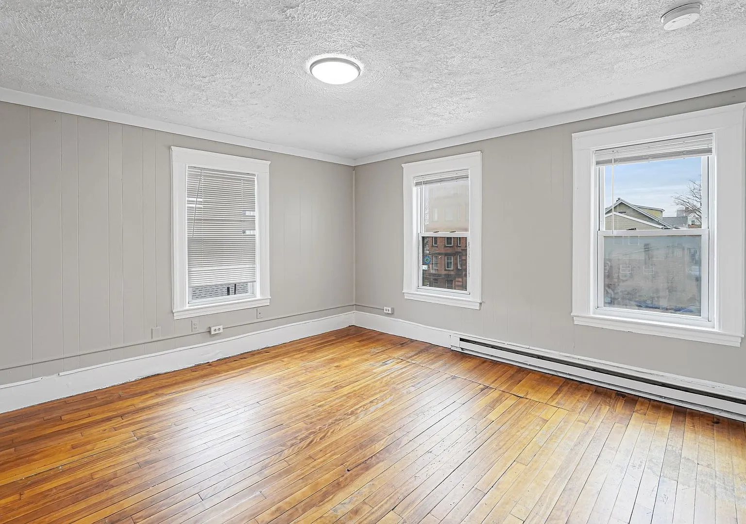 250 Pleasant — Photo 2