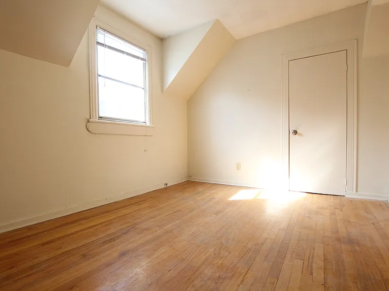 47 Louisa St #47A — Photo 11