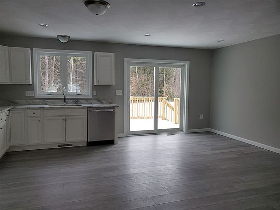 3rd image of 23 Peregrine Way #17