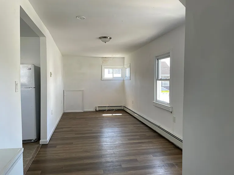 10 McKinley Ave #B — Photo 7