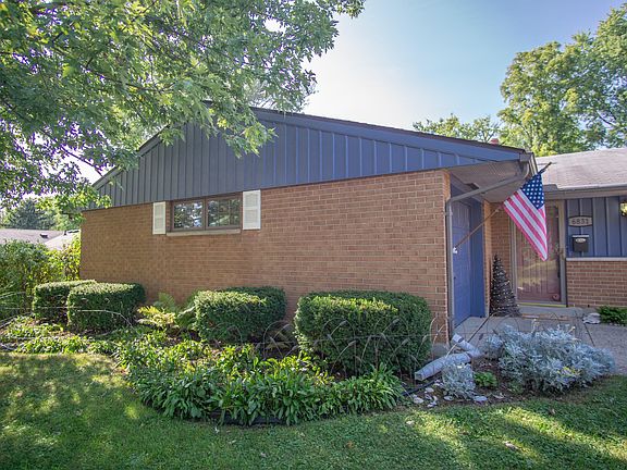 5th image of 6831 Hubbard Dr