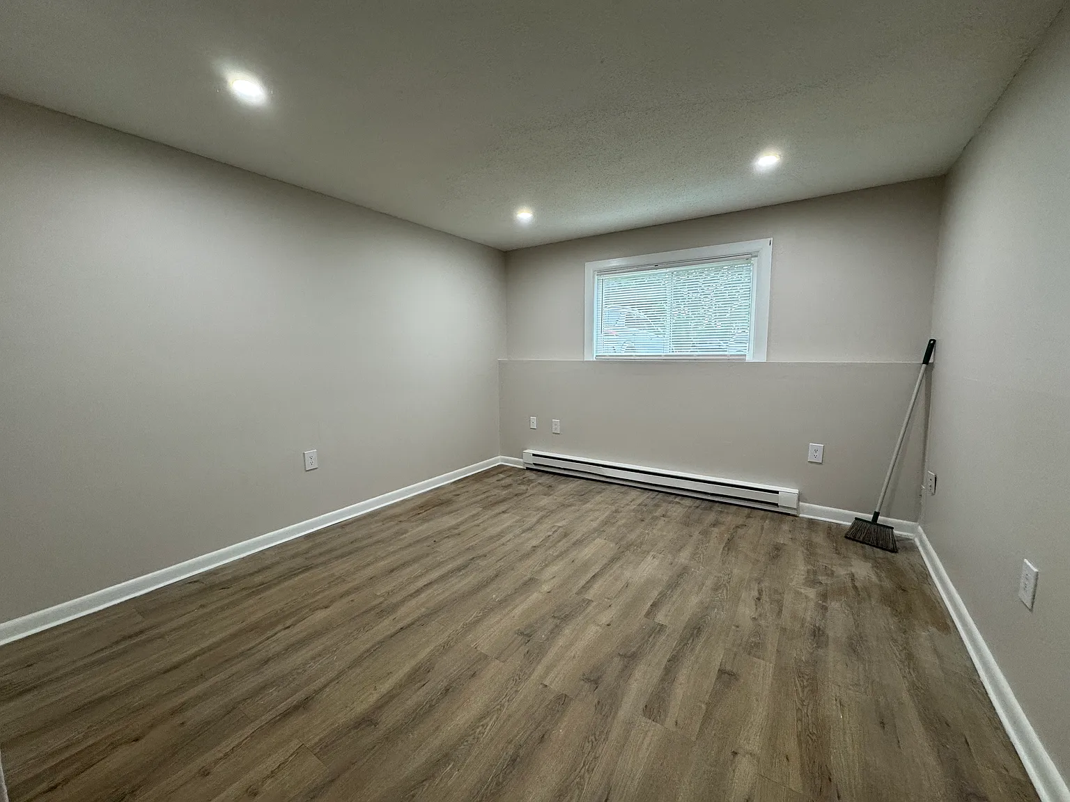 1 bed, $1,650 — Photo 4