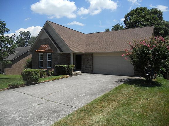 2nd image of 2428 Dublin Dr #1