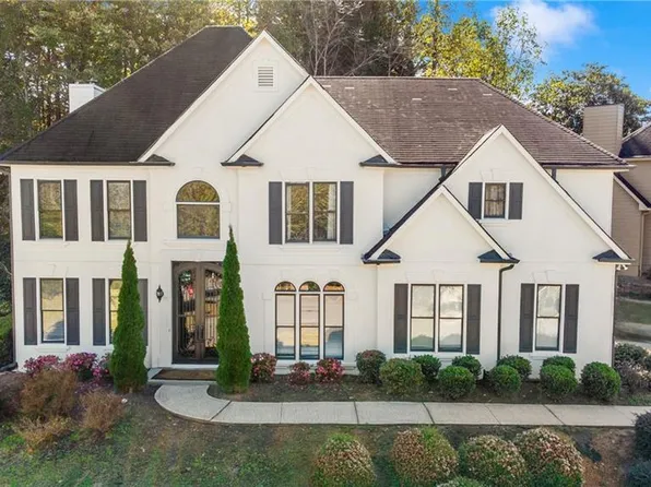 5455 Woodrun Ln, Johns Creek, GA 30005