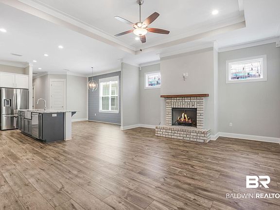 4th image of 2633 Bienville Ave