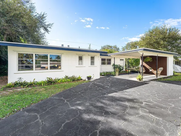817 Buttonwood Road, North Palm Beach, FL 33408