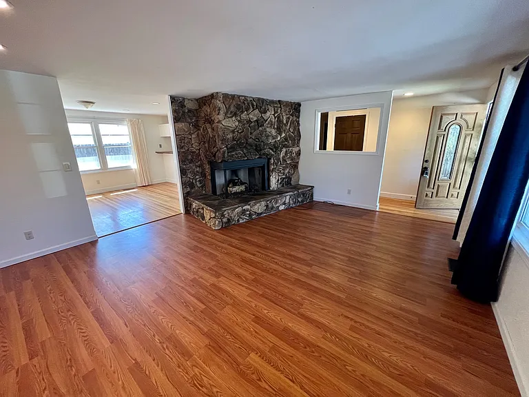 2570 Aztec Ave — Photo 27
