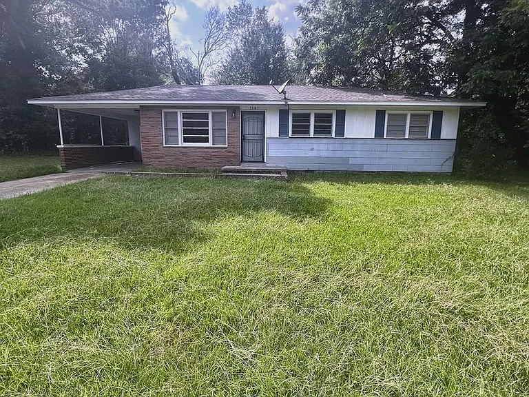 368 Leron Ave — Photo 13