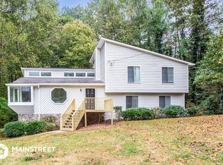 3342 Crossing Dr, Snellville, GA