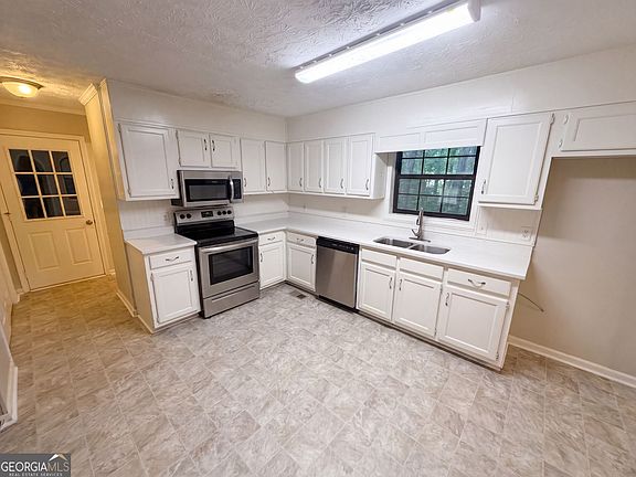 2nd image of 4628 Sapling Ct