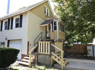 378 E Lake Ave, Barberton, OH