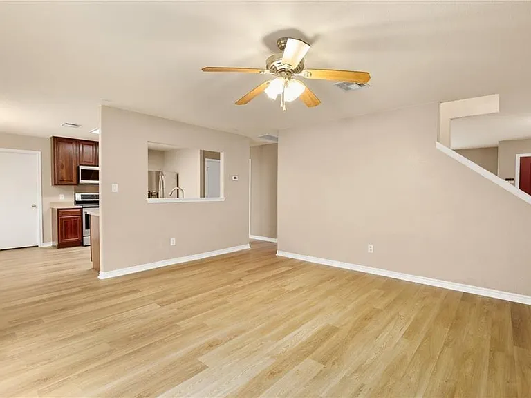 2204 Cottontail Dr — Photo 10