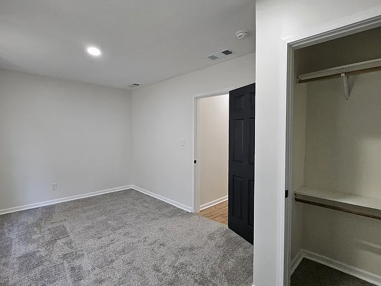 3040 Agnes Ave — Photo 16