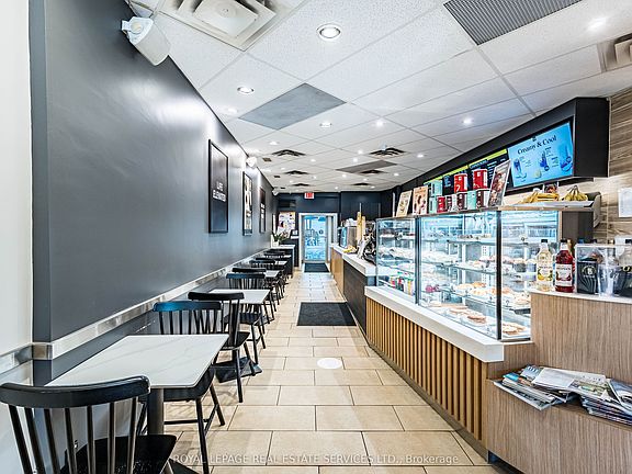 5th image of 2340 Bloor St W