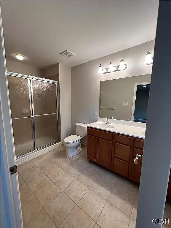 3 bed, 2.5 bath, 1828 sqft, $2,650 — Photo 3