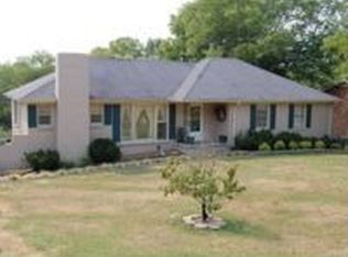 1096 Lock 4 Rd, Gallatin, TN 37066