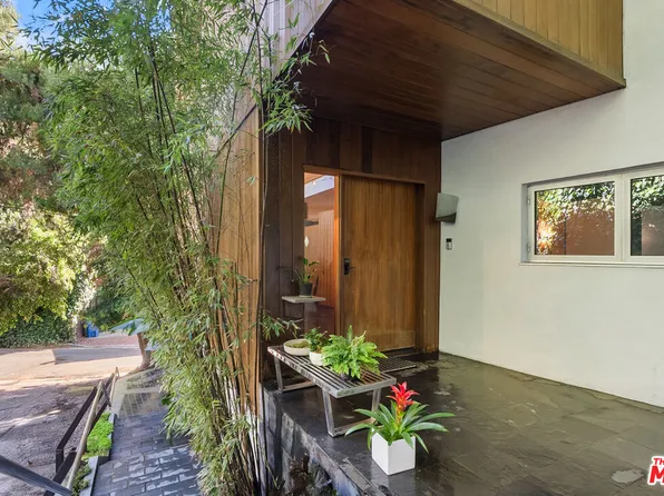9976 Westwanda Dr, Beverly Hills, CA 90210