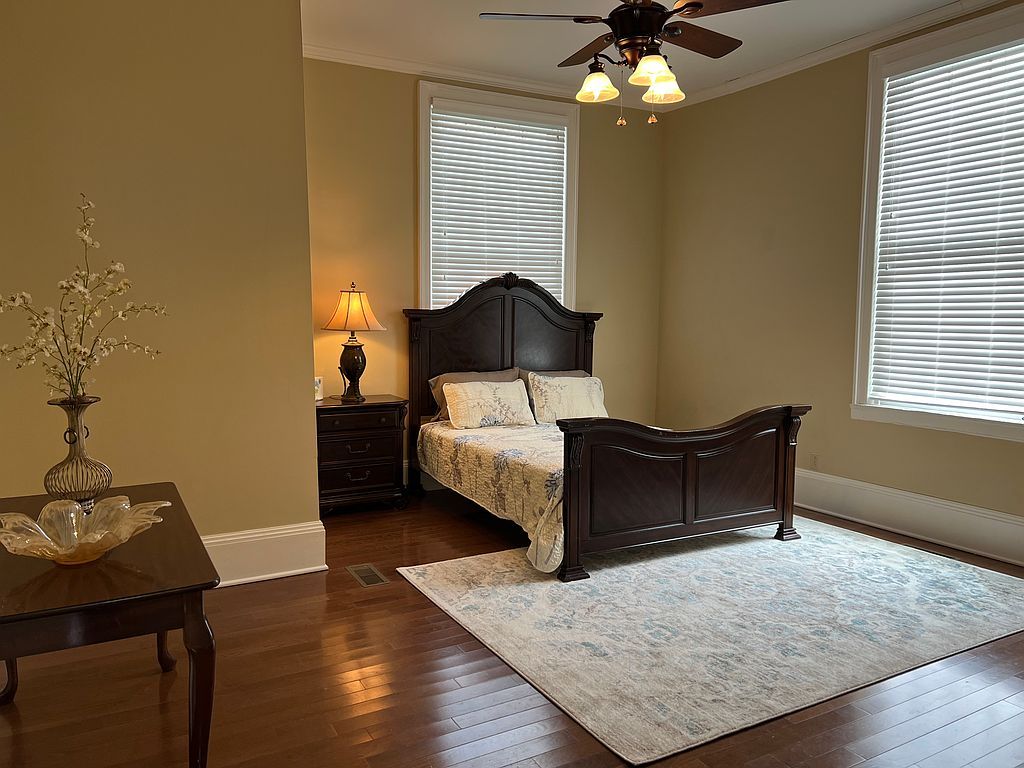 103 Walnut St - Property Image