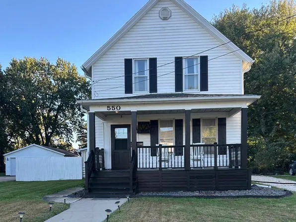 550 E North St, Galesburg, IL 61401