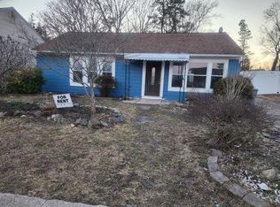 89 Schooner Ave, Barnegat, NJ 08005