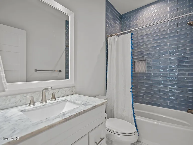 1622 Swordfish Ln #1 — Photo 17