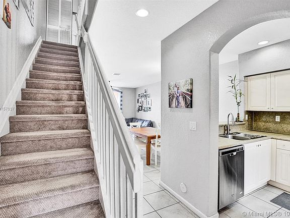 3rd image of 8391 SW 29th St #103