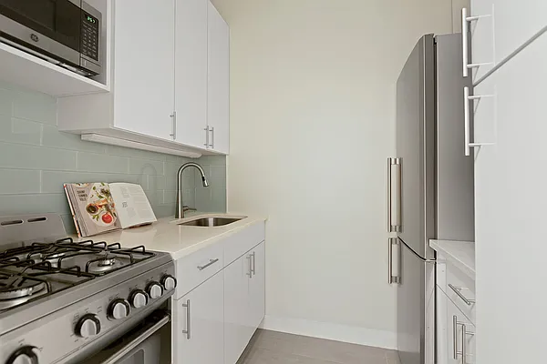 Sold by Compass | media 4