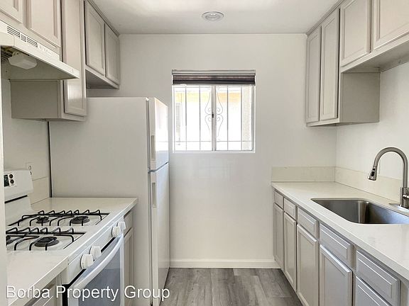 3rd image of 2380 Chestnut Ave APT 202