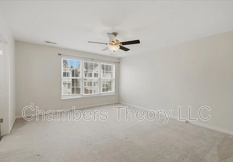 42693 Rolling Rock Sq — Photo 28