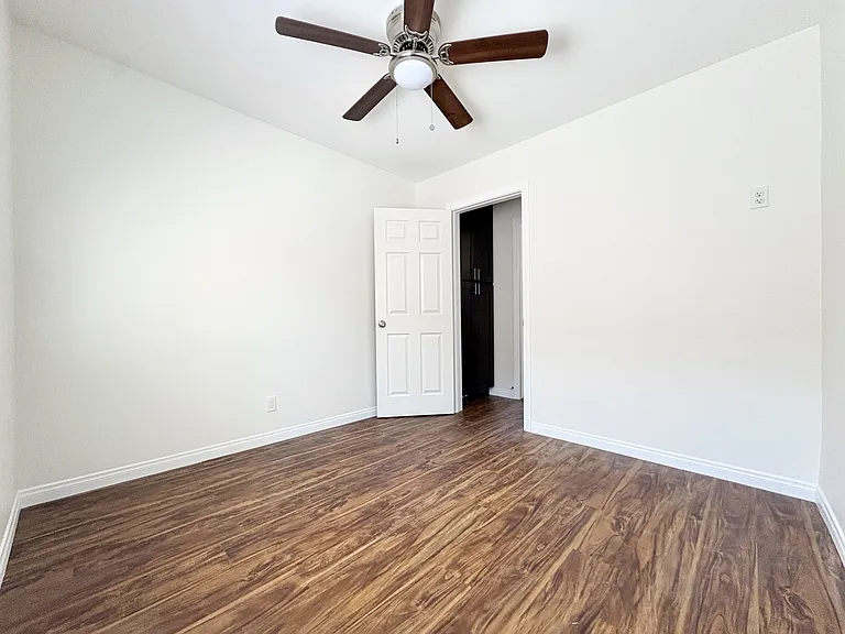 1780 Gaviota Ave — Photo 7