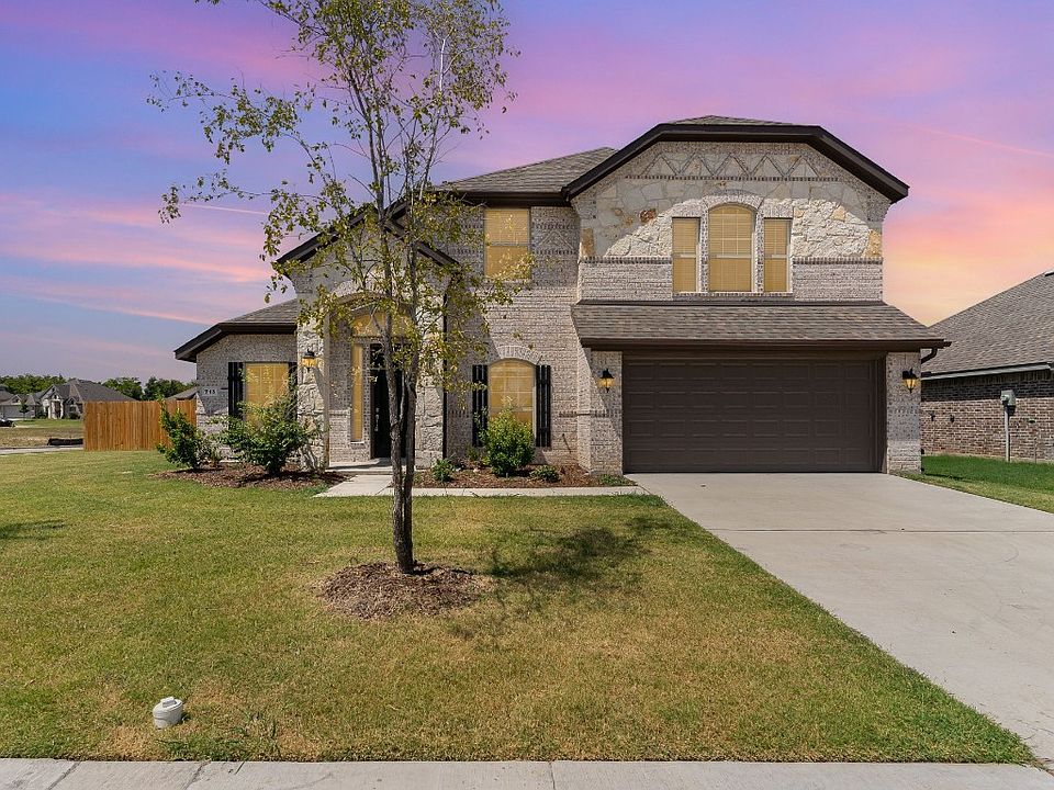 1st image of 713 Alaina Dr