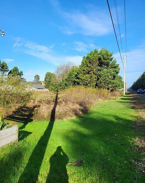 2nd image of Pacific Way