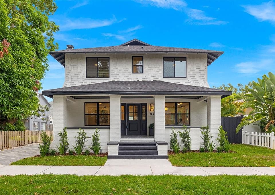 1st image of 155 17TH AVENUE NE